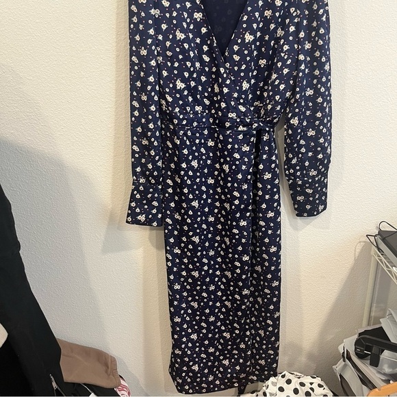 Glamorous Tall navy blue long sleeve midi wrap dress size 10 - Picture 5 of 12